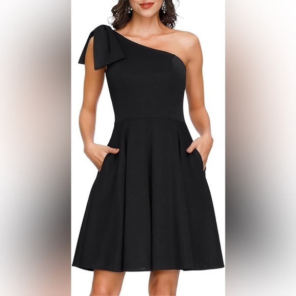 Jasambac Dresses & Skirts - NWOT Jasambac black one shoulder dress size 2X